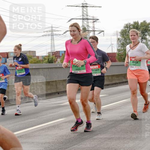 03.10.2025 - Köhlbrandbrückenlauf Michael Burmester http://msf.ph/oto/9162132 03.10.2025 16:03:46 Position 3 8895, 7724, 9381 meine-sportfotos.de