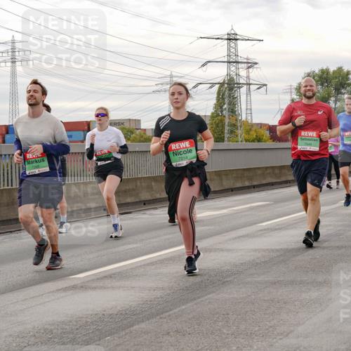 03.10.2025 - Köhlbrandbrückenlauf Michael Burmester http://msf.ph/oto/9162182 03.10.2025 16:04:02 Position 3 7268, 7214, 7548, 7565 meine-sportfotos.de