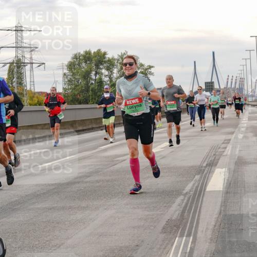 03.10.2025 - Köhlbrandbrückenlauf Michael Burmester http://msf.ph/oto/9162210 03.10.2025 16:04:08 Position 3 7960, 7875 meine-sportfotos.de