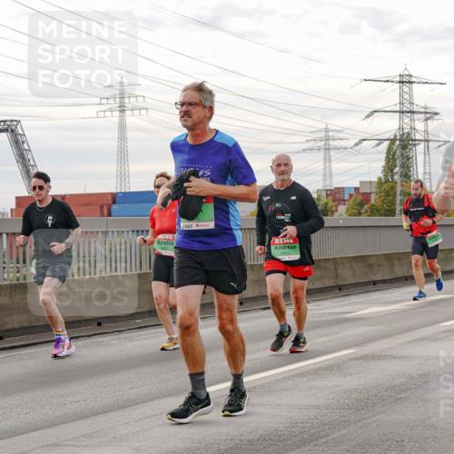 03.10.2025 - Köhlbrandbrückenlauf Michael Burmester http://msf.ph/oto/9162215 03.10.2025 16:04:10 Position 3 9424, 7875 meine-sportfotos.de