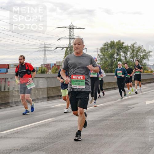 03.10.2025 - Köhlbrandbrückenlauf Michael Burmester http://msf.ph/oto/9162223 03.10.2025 16:04:12 Position 3 8742 meine-sportfotos.de