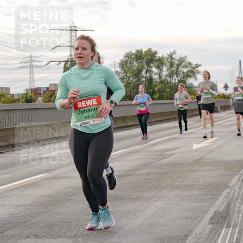 03.10.2025 - Köhlbrandbrückenlauf Michael Burmester http://msf.ph/oto/9162239 03.10.2025 16:04:18 Position 3 8450 meine-sportfotos.de