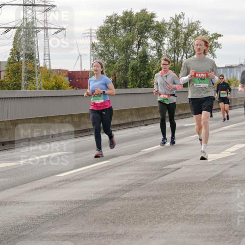 03.10.2025 - Köhlbrandbrückenlauf Michael Burmester http://msf.ph/oto/9162241 03.10.2025 16:04:20 Position 3 9621, 9622 meine-sportfotos.de