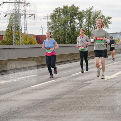 03.10.2025 - Köhlbrandbrückenlauf Michael Burmester http://msf.ph/oto/9162242 03.10.2025 16:04:20 Position 3 9621, 9622 meine-sportfotos.de