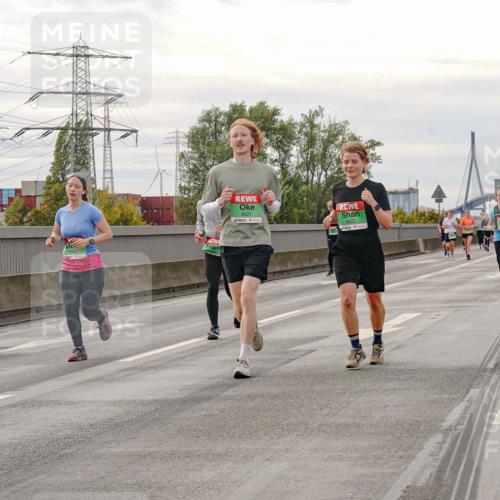 03.10.2025 - Köhlbrandbrückenlauf Michael Burmester http://msf.ph/oto/9162246 03.10.2025 16:04:21 Position 3 9621 meine-sportfotos.de