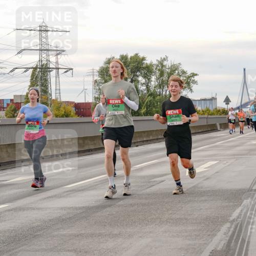 03.10.2025 - Köhlbrandbrückenlauf Michael Burmester http://msf.ph/oto/9162248 03.10.2025 16:04:21 Position 3 9621, 9622 meine-sportfotos.de