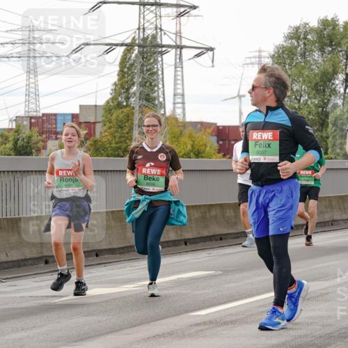 03.10.2025 - Köhlbrandbrückenlauf Michael Burmester http://msf.ph/oto/9162361 03.10.2025 16:05:09 Position 3 308, 8008, 8006, 8007, 8079 meine-sportfotos.de