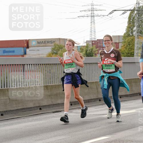 03.10.2025 - Köhlbrandbrückenlauf Michael Burmester http://msf.ph/oto/9162364 03.10.2025 16:05:10 Position 3 9308, 8008, 8006, 8007 meine-sportfotos.de