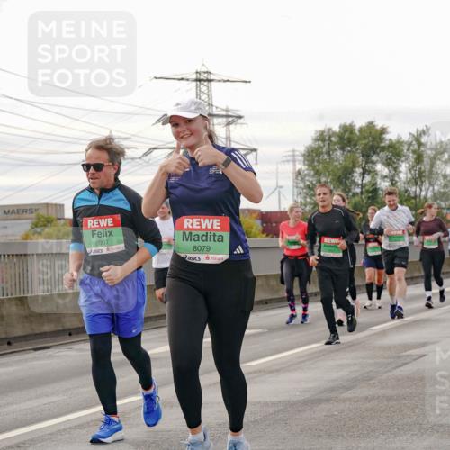 03.10.2025 - Köhlbrandbrückenlauf Michael Burmester http://msf.ph/oto/9162371 03.10.2025 16:05:12 Position 3 8007, 8079 meine-sportfotos.de