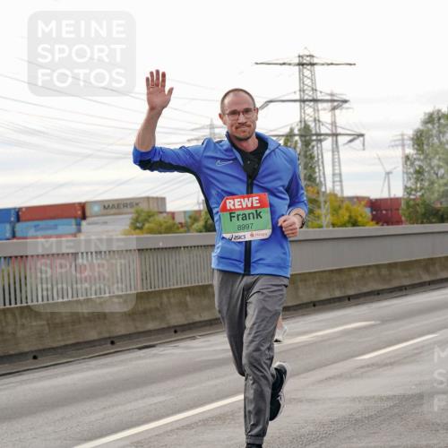03.10.2025 - Köhlbrandbrückenlauf Michael Burmester http://msf.ph/oto/9162398 03.10.2025 16:05:21 Position 3 8997 meine-sportfotos.de