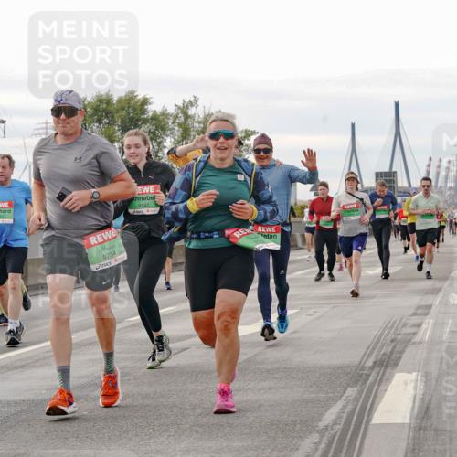 03.10.2025 - Köhlbrandbrückenlauf Michael Burmester http://msf.ph/oto/9162420 03.10.2025 16:05:30 Position 3 9734, 9140 meine-sportfotos.de