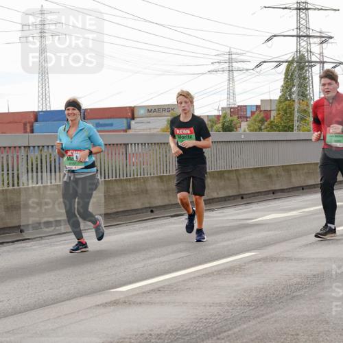 03.10.2025 - Köhlbrandbrückenlauf Michael Burmester http://msf.ph/oto/9162446 03.10.2025 16:05:37 Position 3 8161, 8290, 8314 meine-sportfotos.de