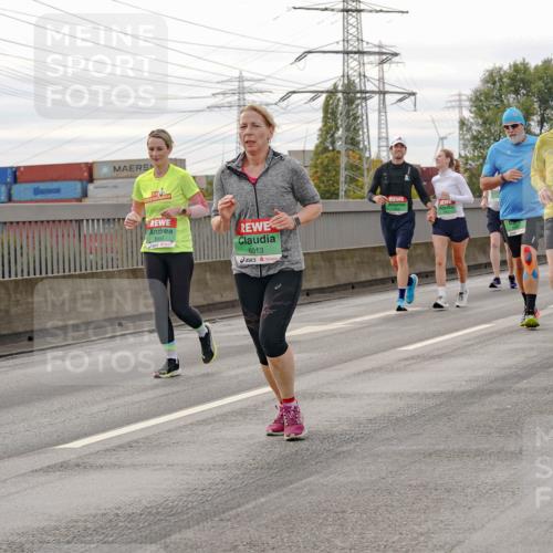 03.10.2025 - Köhlbrandbrückenlauf Michael Burmester http://msf.ph/oto/9162457 03.10.2025 16:05:41 Position 3 8933, 8013 meine-sportfotos.de