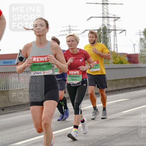 03.10.2025 - Köhlbrandbrückenlauf Michael Burmester http://msf.ph/oto/9162475 03.10.2025 16:05:48 Position 3 7779, 3107, 8440, 119 meine-sportfotos.de
