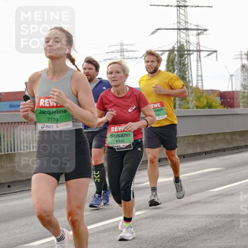 03.10.2025 - Köhlbrandbrückenlauf Michael Burmester http://msf.ph/oto/9162476 03.10.2025 16:05:48 Position 3 7779, 8440, 119 meine-sportfotos.de