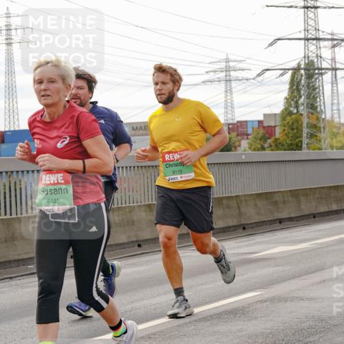 03.10.2025 - Köhlbrandbrückenlauf Michael Burmester http://msf.ph/oto/9162477 03.10.2025 16:05:49 Position 3 8440, 8119 meine-sportfotos.de