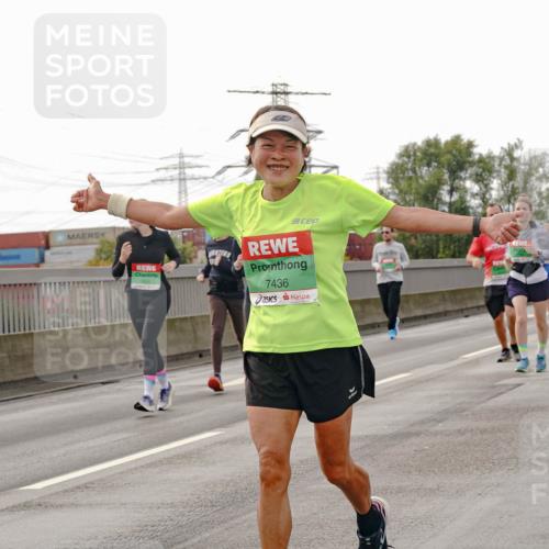 03.10.2025 - Köhlbrandbrückenlauf Michael Burmester http://msf.ph/oto/9162505 03.10.2025 16:05:59 Position 3 414, 7436 meine-sportfotos.de