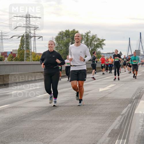 03.10.2025 - Köhlbrandbrückenlauf Michael Burmester http://msf.ph/oto/9162530 03.10.2025 16:06:07 Position 3  meine-sportfotos.de