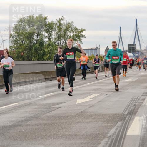 03.10.2025 - Köhlbrandbrückenlauf Michael Burmester http://msf.ph/oto/9162534 03.10.2025 16:06:09 Position 3 8319 meine-sportfotos.de