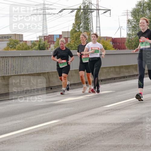 03.10.2025 - Köhlbrandbrückenlauf Michael Burmester http://msf.ph/oto/9162539 03.10.2025 16:06:11 Position 3 7776 meine-sportfotos.de