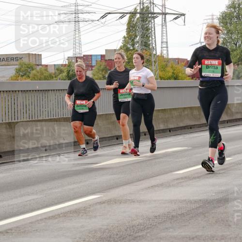 03.10.2025 - Köhlbrandbrückenlauf Michael Burmester http://msf.ph/oto/9162543 03.10.2025 16:06:11 Position 3 7746, 7776, 8030 meine-sportfotos.de
