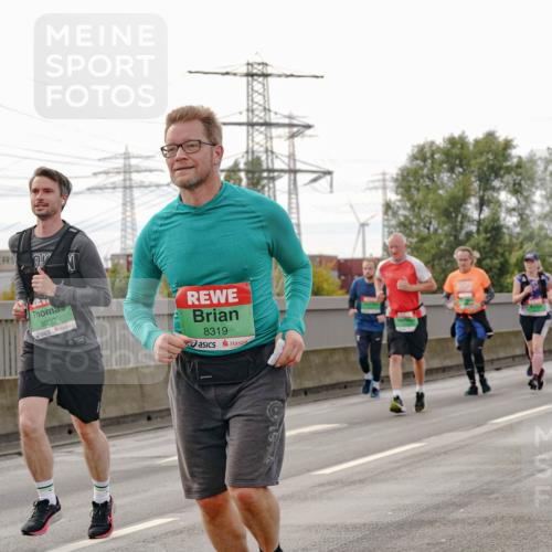 03.10.2025 - Köhlbrandbrückenlauf Michael Burmester http://msf.ph/oto/9162555 03.10.2025 16:06:15 Position 3 8030, 8319 meine-sportfotos.de