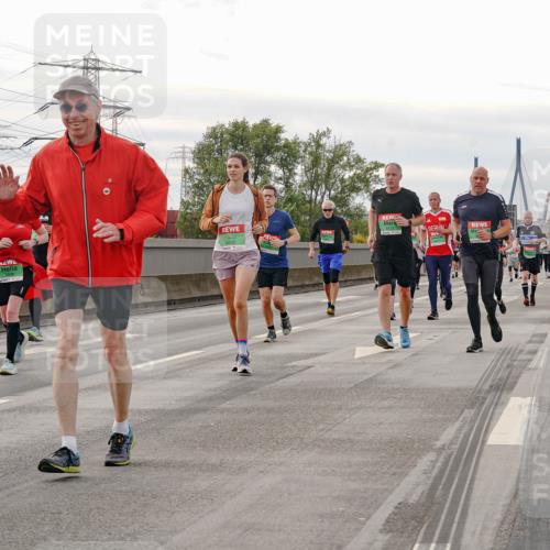 03.10.2025 - Köhlbrandbrückenlauf Michael Burmester http://msf.ph/oto/9162655 03.10.2025 16:06:59 Position 3  meine-sportfotos.de