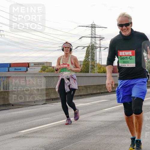 03.10.2025 - Köhlbrandbrückenlauf Michael Burmester http://msf.ph/oto/9162684 03.10.2025 16:07:07 Position 3 8070, 8830, 8844 meine-sportfotos.de