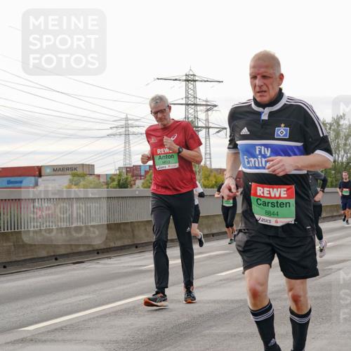 03.10.2025 - Köhlbrandbrückenlauf Michael Burmester http://msf.ph/oto/9162691 03.10.2025 16:07:09 Position 3 9613, 8844 meine-sportfotos.de