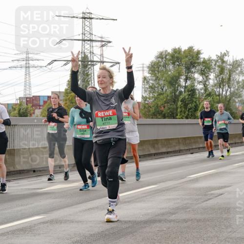 03.10.2025 - Köhlbrandbrückenlauf Michael Burmester http://msf.ph/oto/9162694 03.10.2025 16:07:11 Position 3 7544, 8777 meine-sportfotos.de