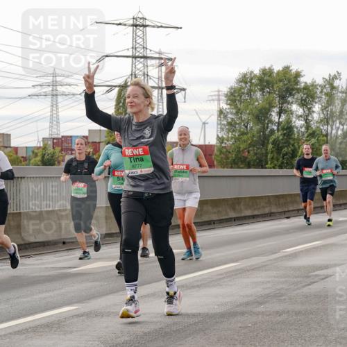 03.10.2025 - Köhlbrandbrückenlauf Michael Burmester http://msf.ph/oto/9162696 03.10.2025 16:07:12 Position 3 754, 8777 meine-sportfotos.de