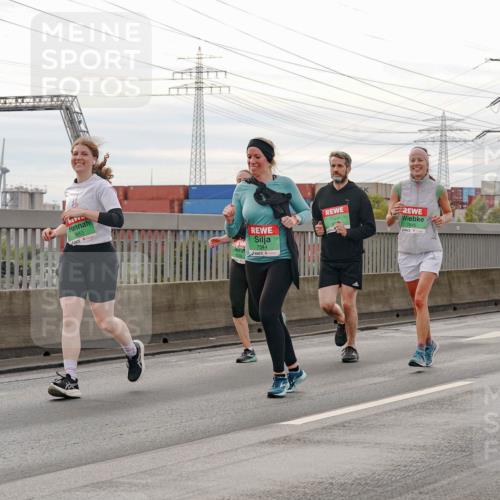 03.10.2025 - Köhlbrandbrückenlauf Michael Burmester http://msf.ph/oto/9162704 03.10.2025 16:07:14 Position 3 8953 meine-sportfotos.de