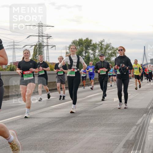 03.10.2025 - Köhlbrandbrückenlauf Michael Burmester http://msf.ph/oto/9162725 03.10.2025 16:07:21 Position 3 8016, 8155 meine-sportfotos.de