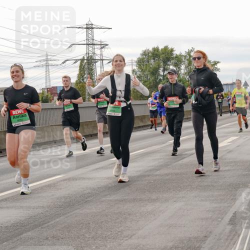 03.10.2025 - Köhlbrandbrückenlauf Michael Burmester http://msf.ph/oto/9162728 03.10.2025 16:07:22 Position 3 8050, 8155 meine-sportfotos.de