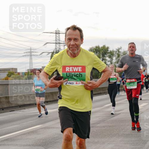 03.10.2025 - Köhlbrandbrückenlauf Michael Burmester http://msf.ph/oto/9162746 03.10.2025 16:07:29 Position 3 8507, 9297 meine-sportfotos.de
