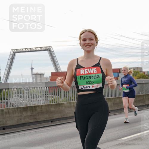 03.10.2025 - Köhlbrandbrückenlauf Michael Burmester http://msf.ph/oto/9162766 03.10.2025 16:07:33 Position 3 8305 meine-sportfotos.de