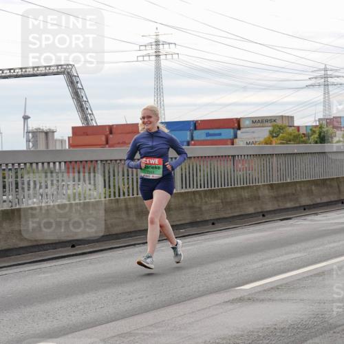 03.10.2025 - Köhlbrandbrückenlauf Michael Burmester http://msf.ph/oto/9162768 03.10.2025 16:07:34 Position 3 7553 meine-sportfotos.de