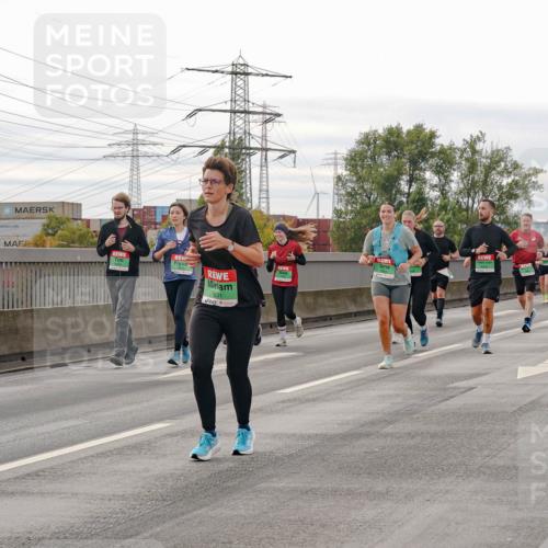 03.10.2025 - Köhlbrandbrückenlauf Michael Burmester http://msf.ph/oto/9162777 03.10.2025 16:07:37 Position 3 9631 meine-sportfotos.de