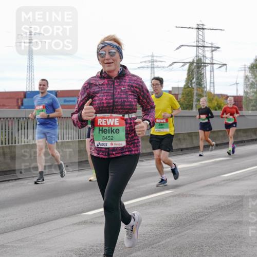 03.10.2025 - Köhlbrandbrückenlauf Michael Burmester http://msf.ph/oto/9162821 03.10.2025 16:07:51 Position 3 8452 meine-sportfotos.de