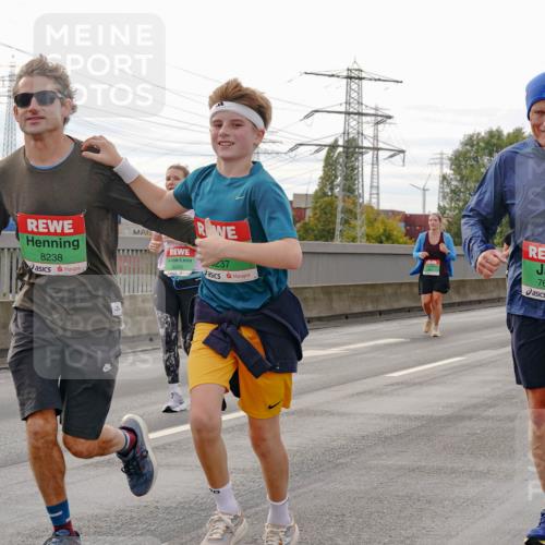03.10.2025 - Köhlbrandbrückenlauf Michael Burmester http://msf.ph/oto/9162837 03.10.2025 16:07:57 Position 3 8238, 8295, 237, 7632 meine-sportfotos.de
