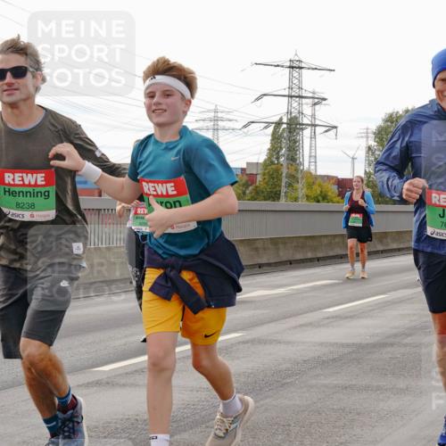 03.10.2025 - Köhlbrandbrückenlauf Michael Burmester http://msf.ph/oto/9162838 03.10.2025 16:07:58 Position 3 8238, 8295, 7632 meine-sportfotos.de