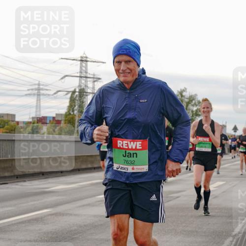 03.10.2025 - Köhlbrandbrückenlauf Michael Burmester http://msf.ph/oto/9162839 03.10.2025 16:07:58 Position 3 7632 meine-sportfotos.de