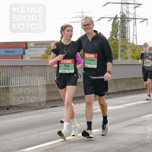 03.10.2025 - Köhlbrandbrückenlauf Michael Burmester http://msf.ph/oto/9162854 03.10.2025 16:08:02 Position 3 7817, 9412, 9411, 9413 meine-sportfotos.de