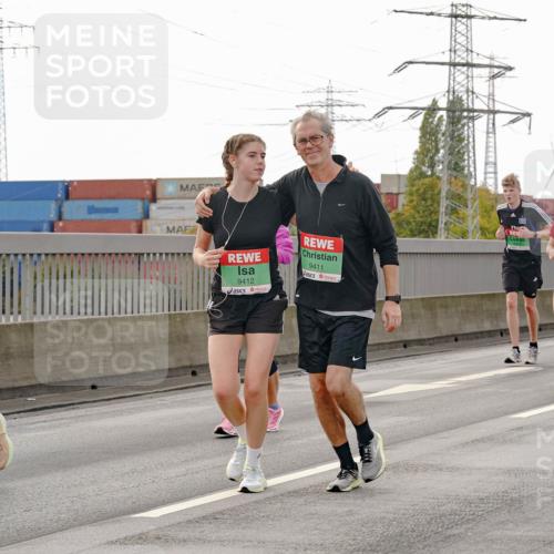 03.10.2025 - Köhlbrandbrückenlauf Michael Burmester http://msf.ph/oto/9162856 03.10.2025 16:08:03 Position 3 7817, 9412, 9411, 9414 meine-sportfotos.de