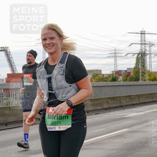 03.10.2025 - Köhlbrandbrückenlauf Michael Burmester http://msf.ph/oto/9162880 03.10.2025 16:08:08 Position 3 8571 meine-sportfotos.de
