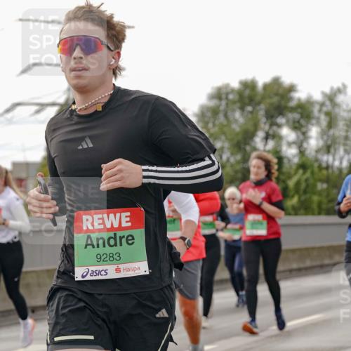 03.10.2025 - Köhlbrandbrückenlauf Michael Burmester http://msf.ph/oto/9162907 03.10.2025 16:08:18 Position 3 9283 meine-sportfotos.de