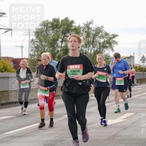03.10.2025 - Köhlbrandbrückenlauf Michael Burmester http://msf.ph/oto/9162952 03.10.2025 16:08:34 Position 3 8166, 8135, 8732 meine-sportfotos.de