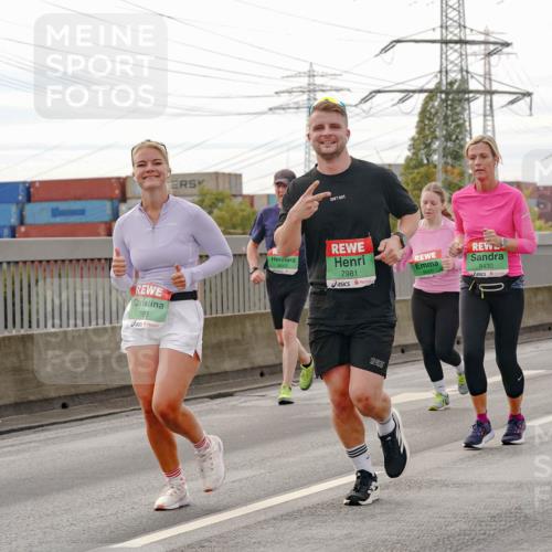 03.10.2025 - Köhlbrandbrückenlauf Michael Burmester http://msf.ph/oto/9162974 03.10.2025 16:08:43 Position 3 798, 7981, 8430 meine-sportfotos.de