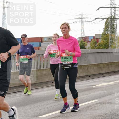 03.10.2025 - Köhlbrandbrückenlauf Michael Burmester http://msf.ph/oto/9162982 03.10.2025 16:08:45 Position 3 7981, 8001, 800, 8430 meine-sportfotos.de