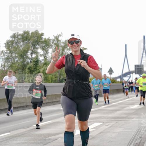 03.10.2025 - Köhlbrandbrückenlauf Michael Burmester http://msf.ph/oto/9162998 03.10.2025 16:08:48 Position 3  meine-sportfotos.de